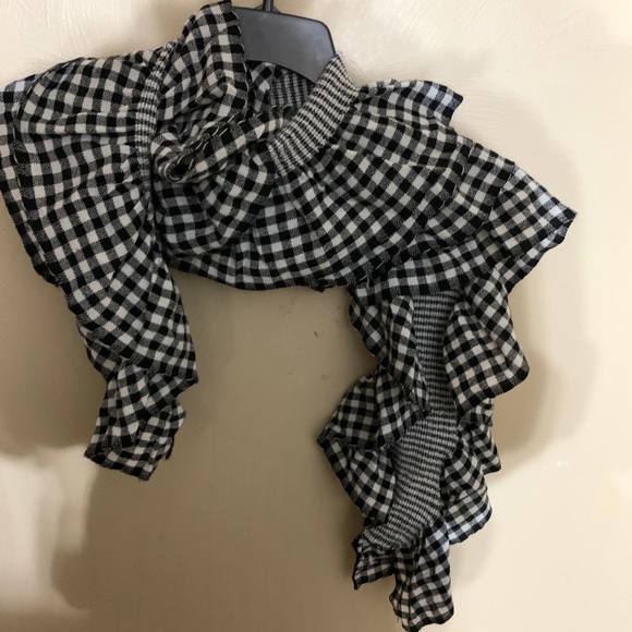 Scarves - Picture 5 of 6